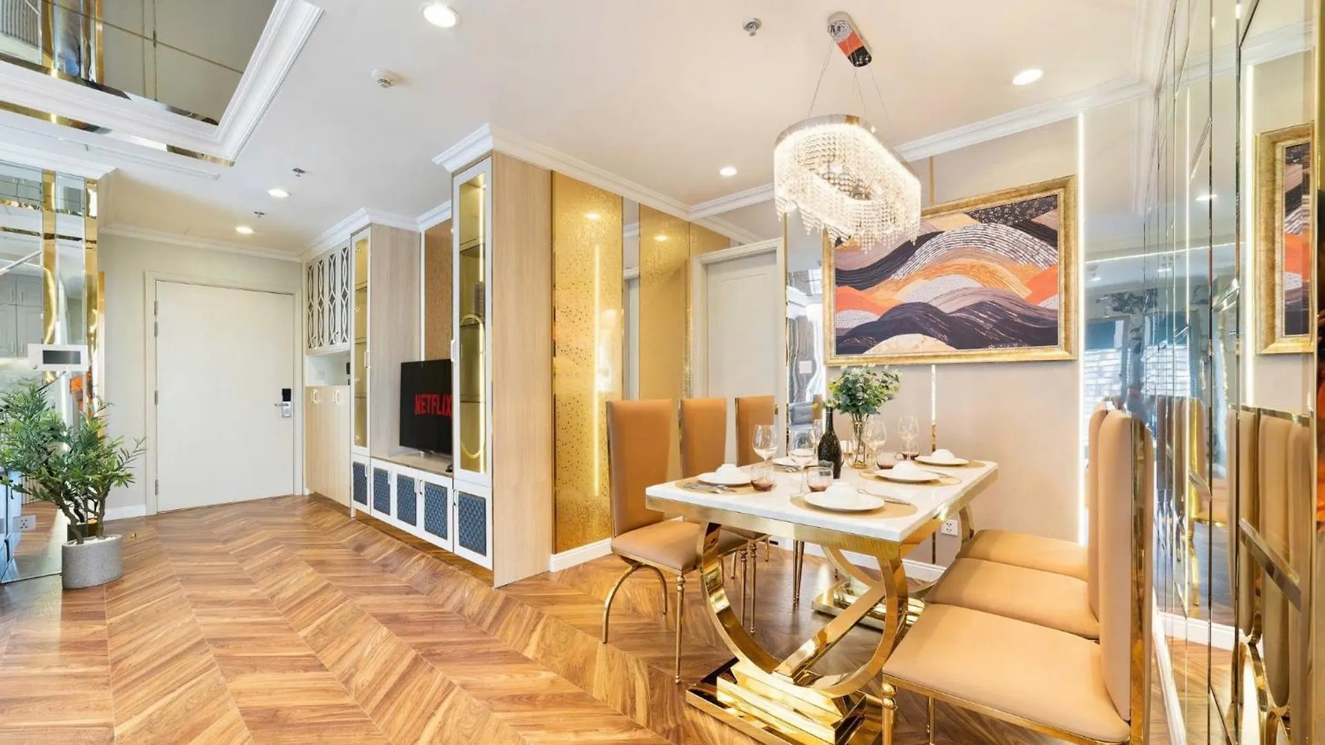 Aparthotel Premier Landmark 81 - Luxury Residences