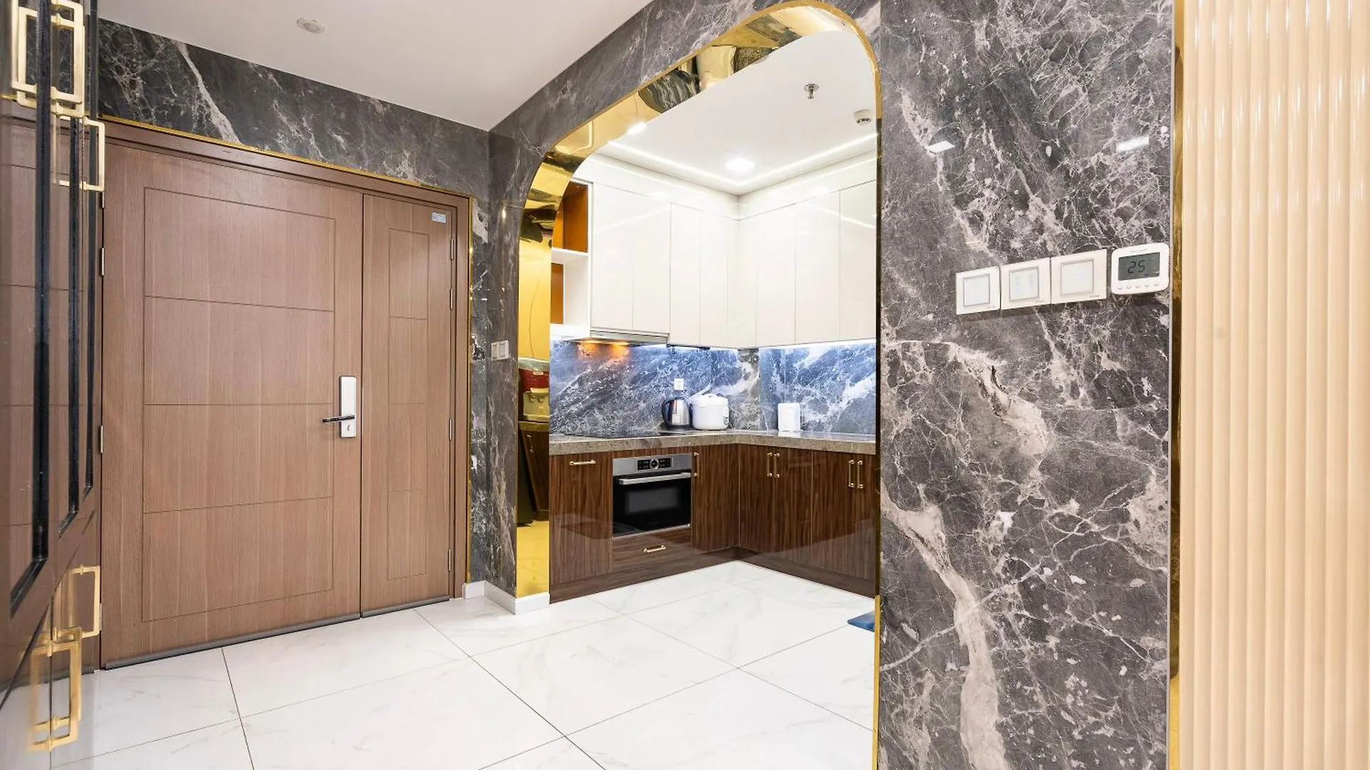 Premier Landmark 81 - Luxury Residences 4*, Ho Chi Minh City Vietnam