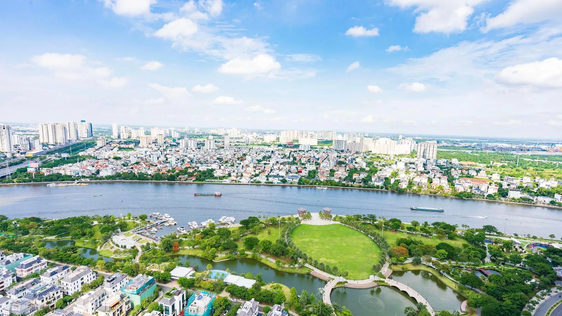 Aparthotel Premier Landmark 81 - Luxury Residences