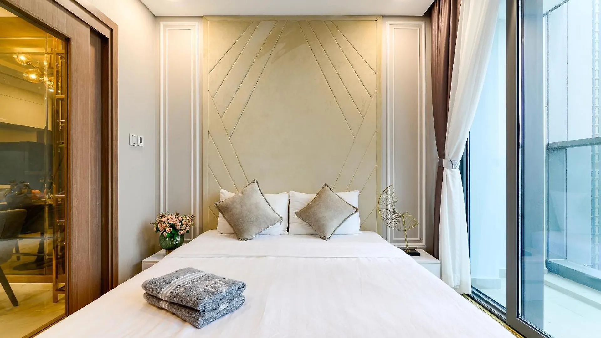 Premier Landmark 81 - Luxury Residences Aparthotel