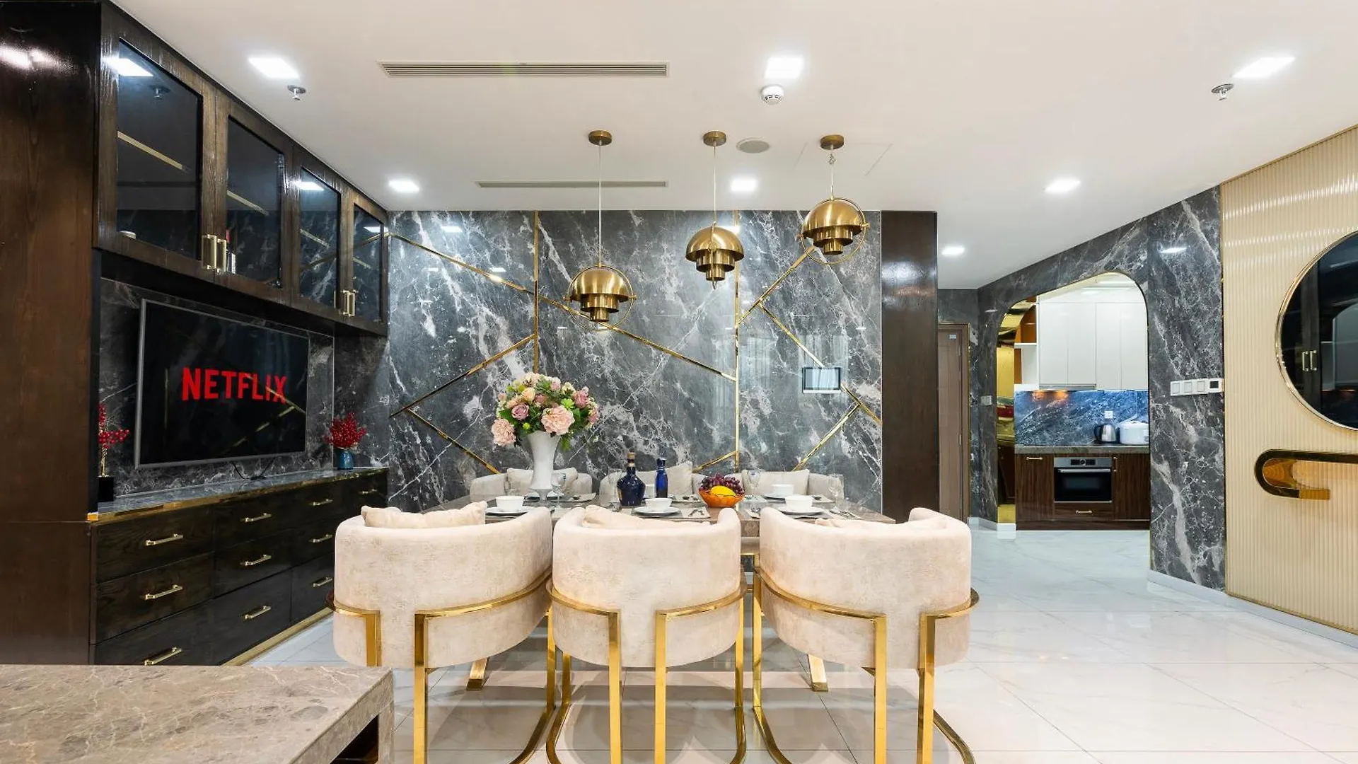 Premier Landmark 81 - Luxury Residences Ho Chi Minh City Aparthotel